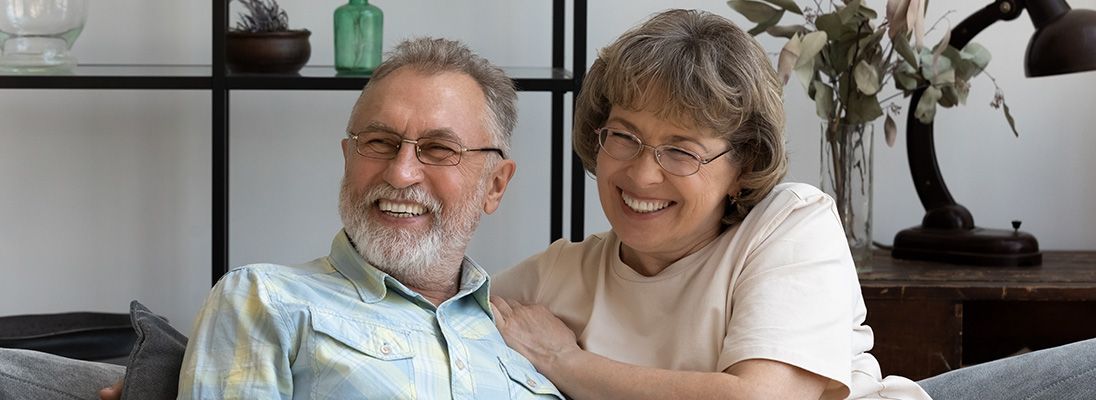 2023 Elderly Couple 1096x400