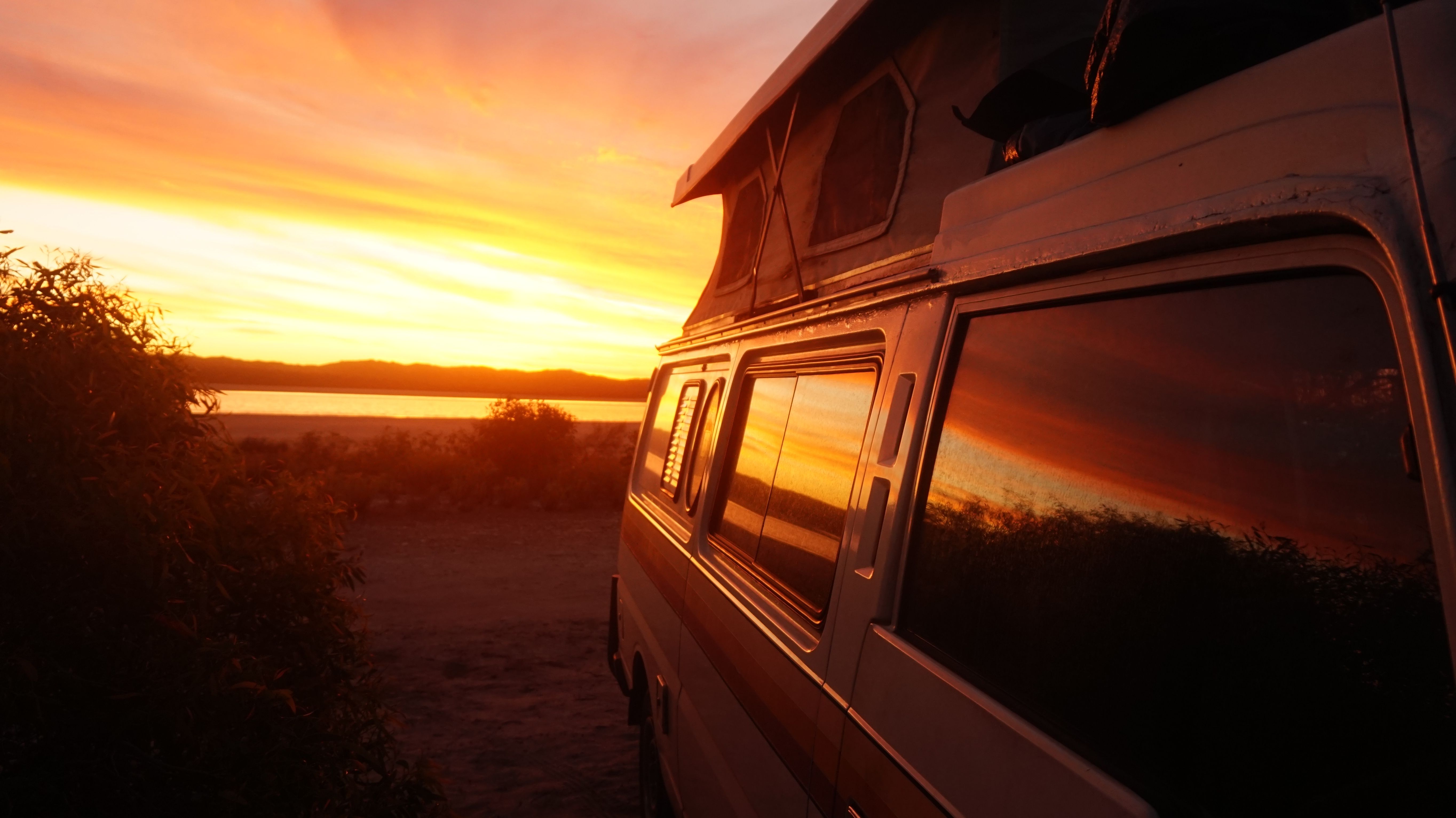 trip around australia for winning couple