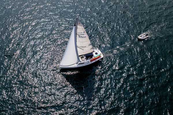 Hunter 450 — Volaré