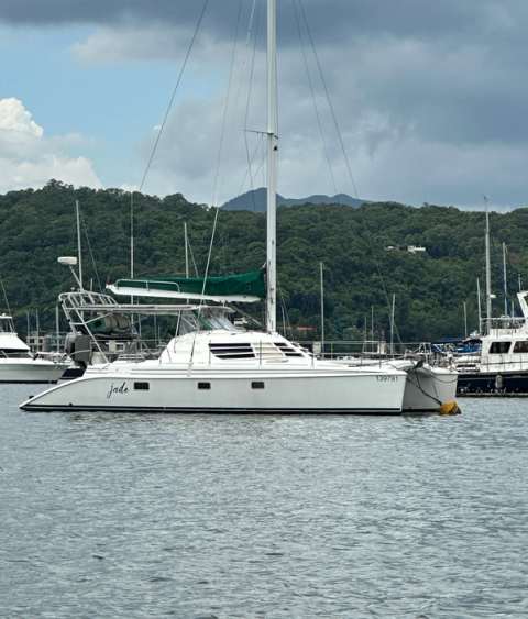 Manta 42
