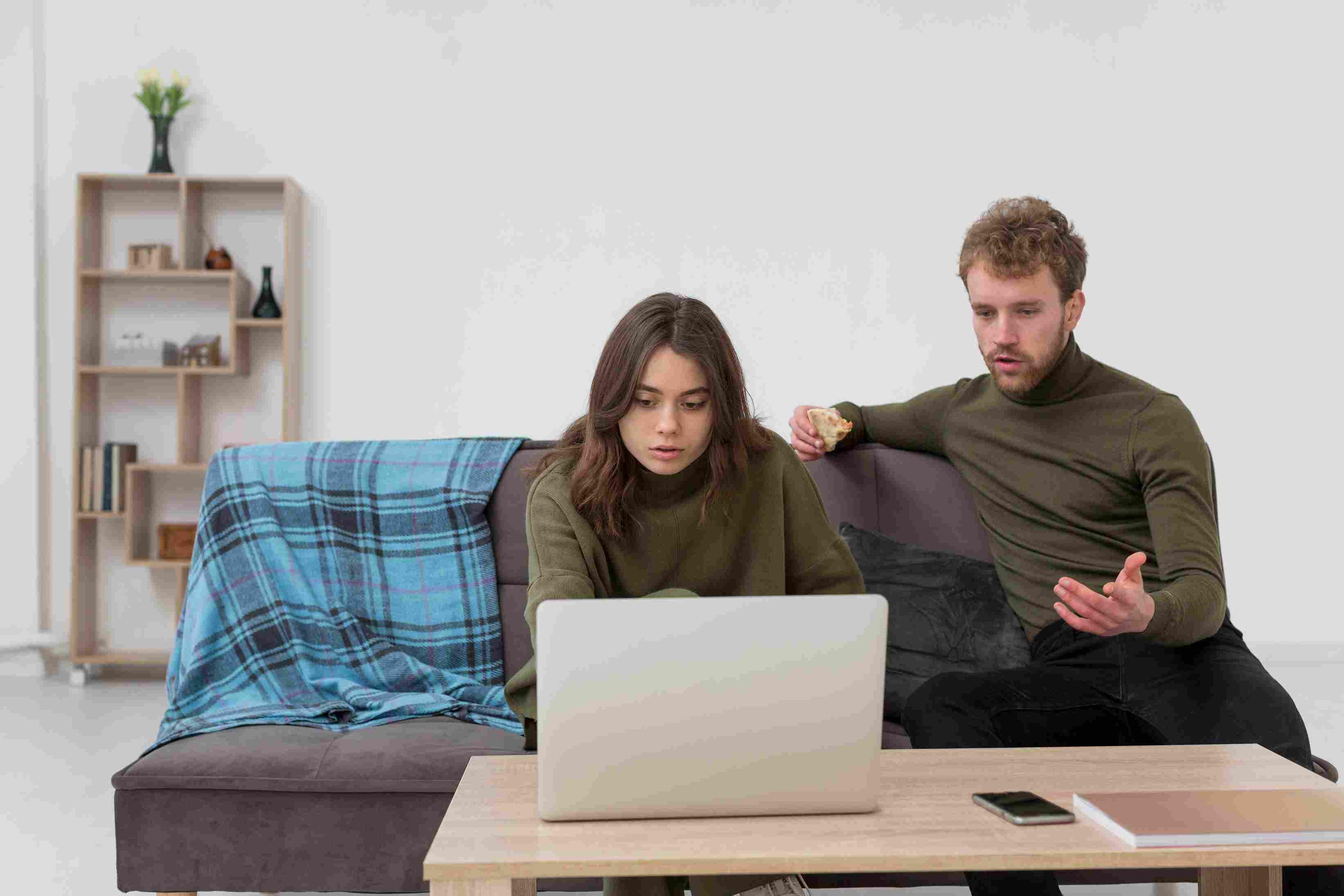 Figuring the genuineness of an ecommerce website