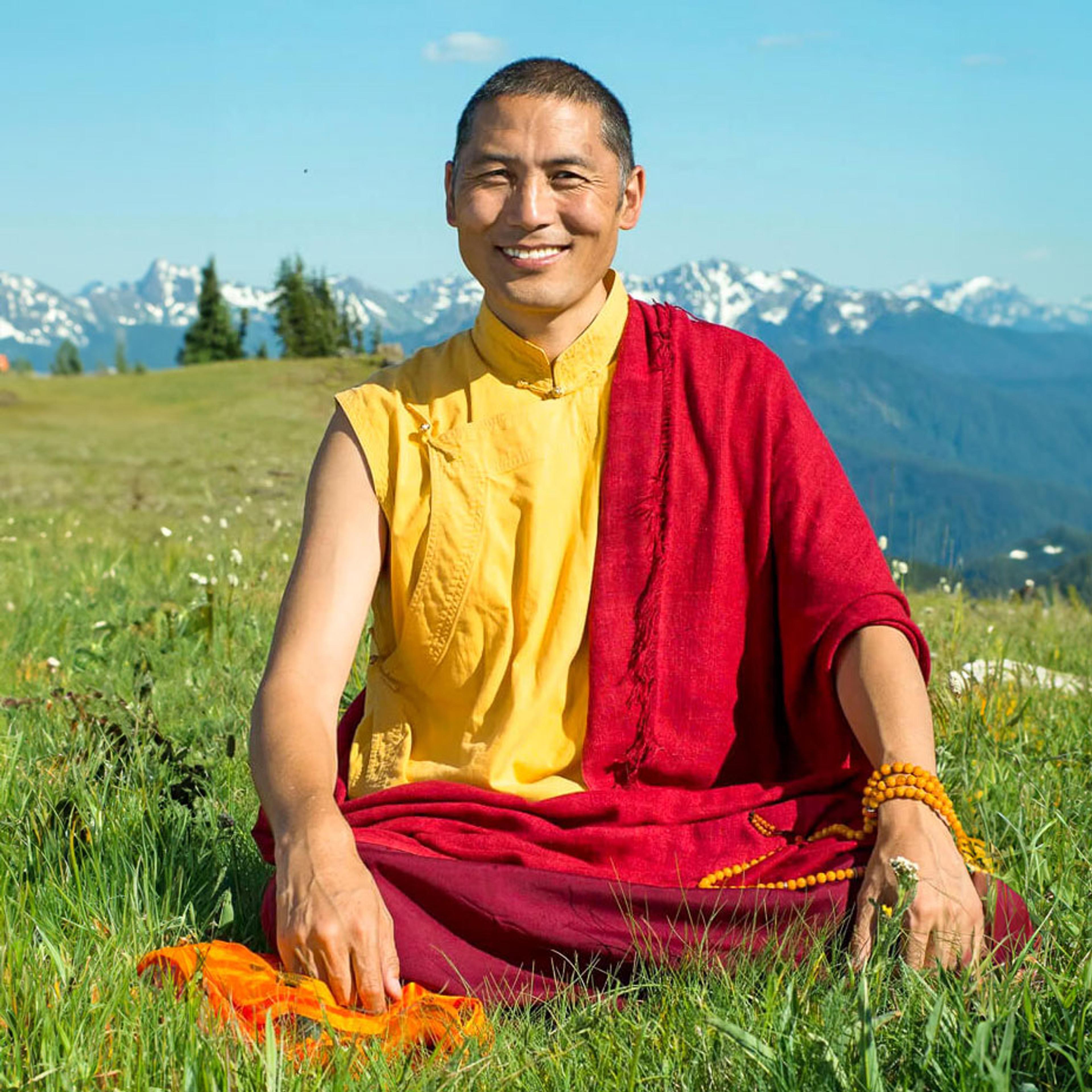 Dza Kilung Rinpoche Sq