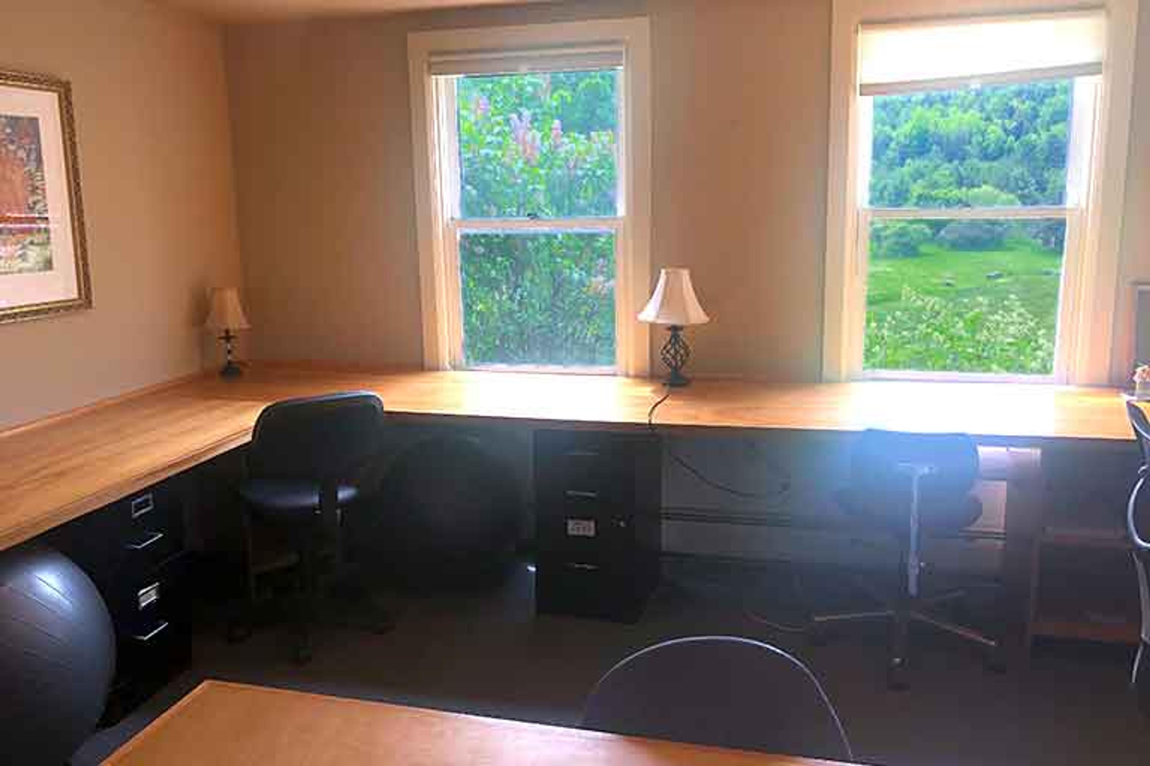 Shared office space available at Karmê Chöling meditation retreat center