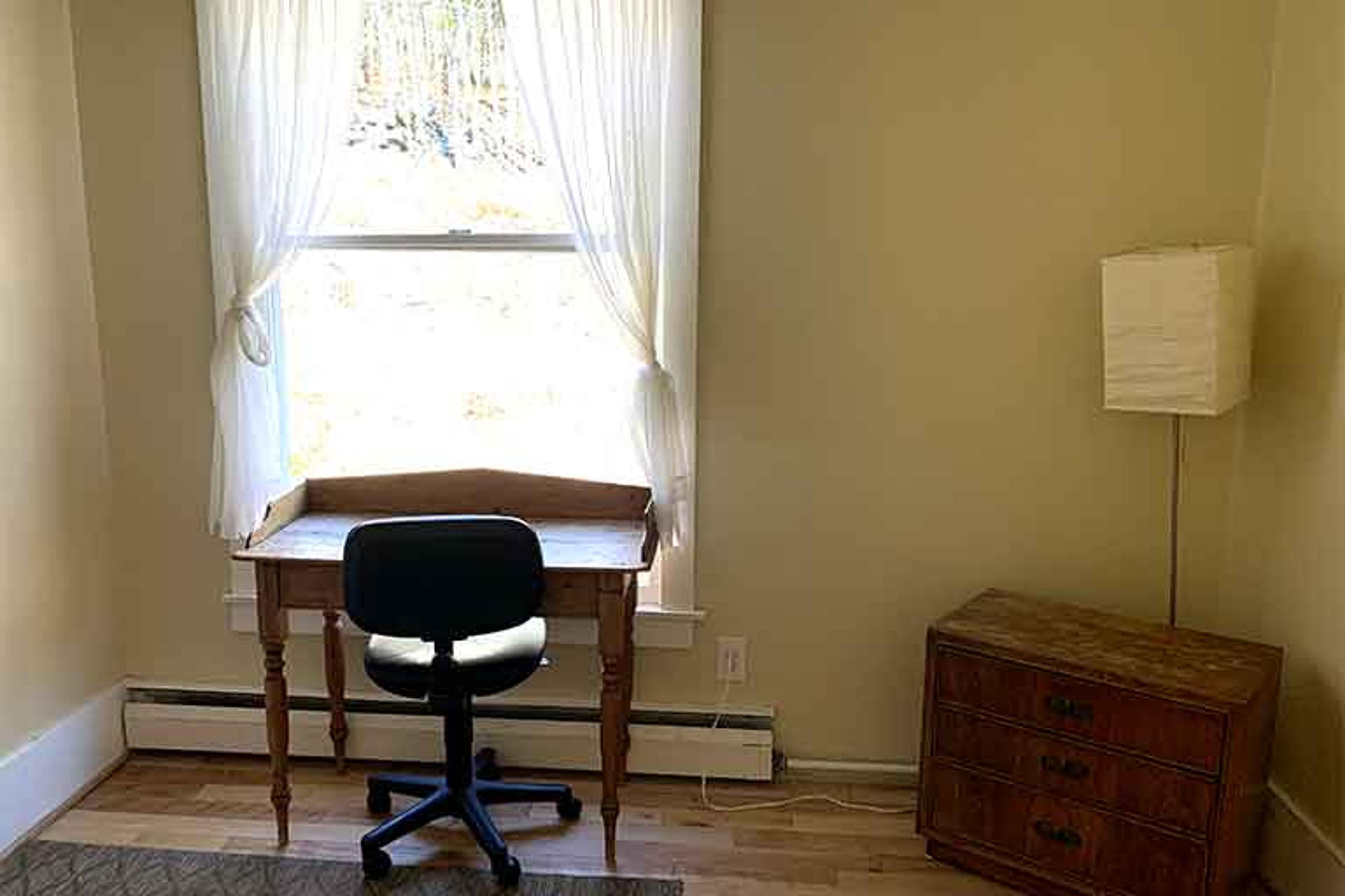 Office in bedroom at Karmê Chöling meditation retreat center