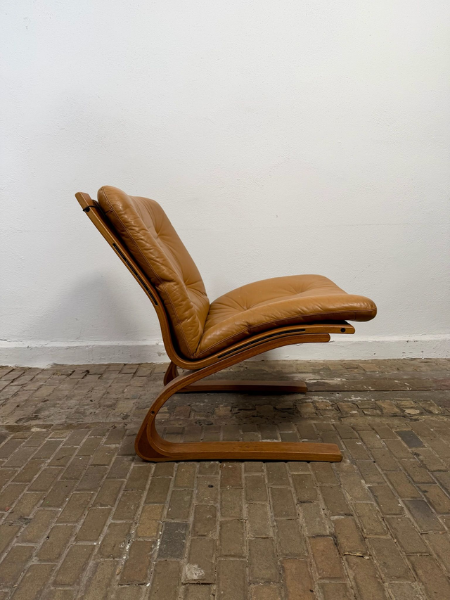 Kengu Sessel Teak & Leder — Elsa & Nordahl Solheim — Bild 2