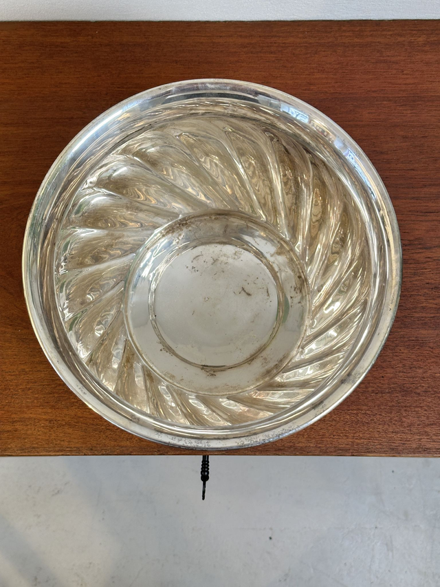 Versilberte Schale / Übertopf von H.R.W. Fink — Bild 3