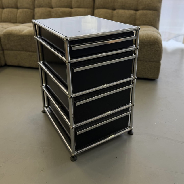 USM Haller Container mit 4 Auszügen – Designklassiker, modular