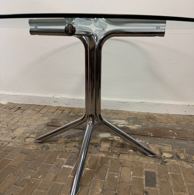 Space Age Glastisch Chrom – Mid-Century Modern trifft Bauhaus-Ästhetik — Bild 2