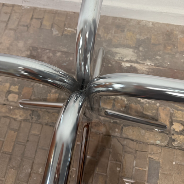 Space Age Glastisch Chrom – Mid-Century Modern trifft Bauhaus-Ästhetik — Bild 3