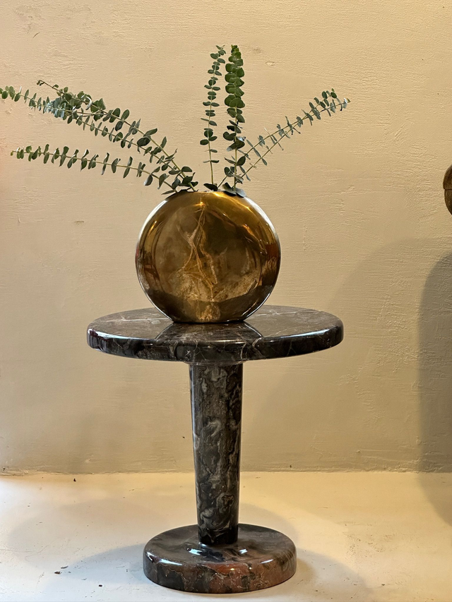 Vintage Beistelltisch aus Stein / Marmor — Bild 2