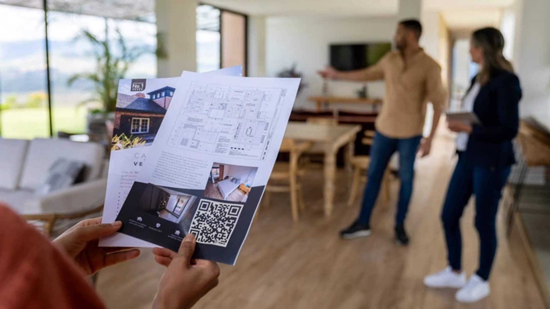 How To Use QR Codes on Open House Flyers to Get More Leads