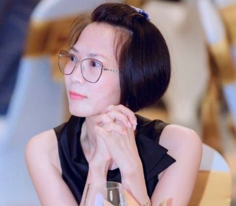 鄧秋河（Đặng Thu Hà）