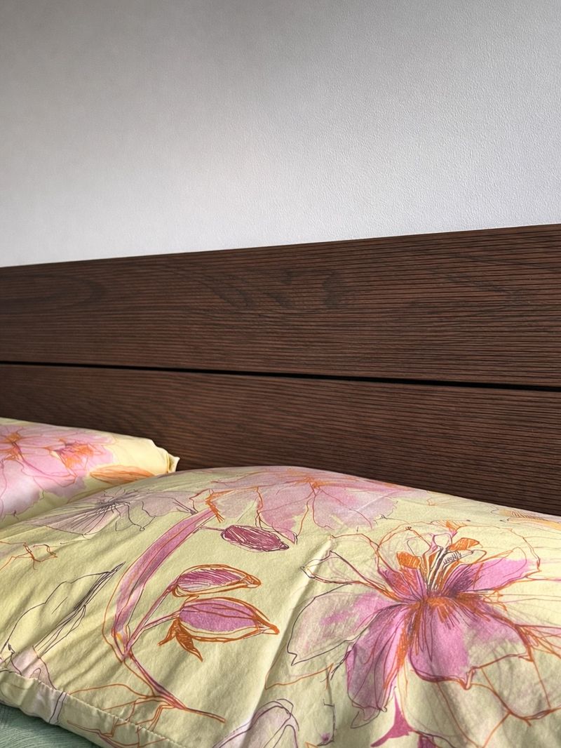  Camera da letto elegante — immagine 2
