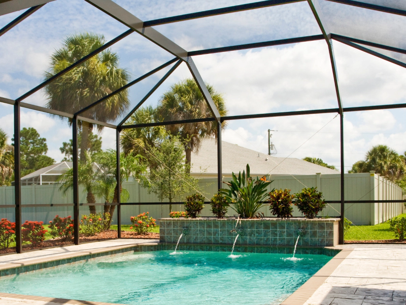 Your Guide to Screened Enclosures & Pool Cages | Slide Insurance