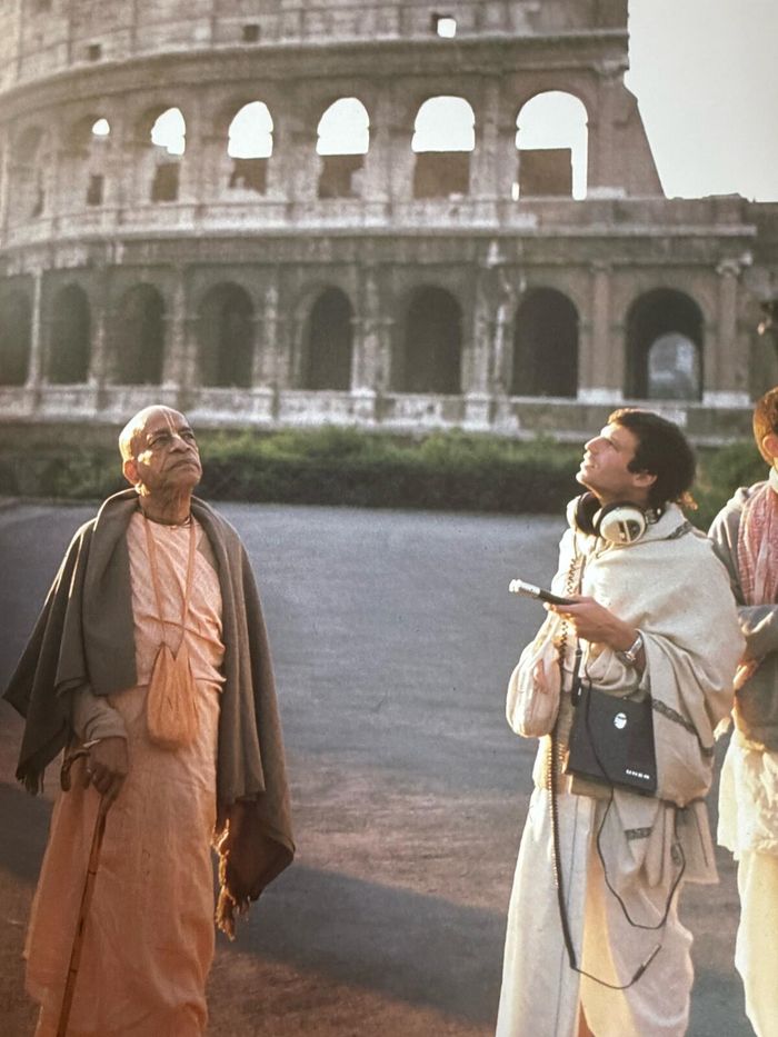 Śrīla Prabhupāda