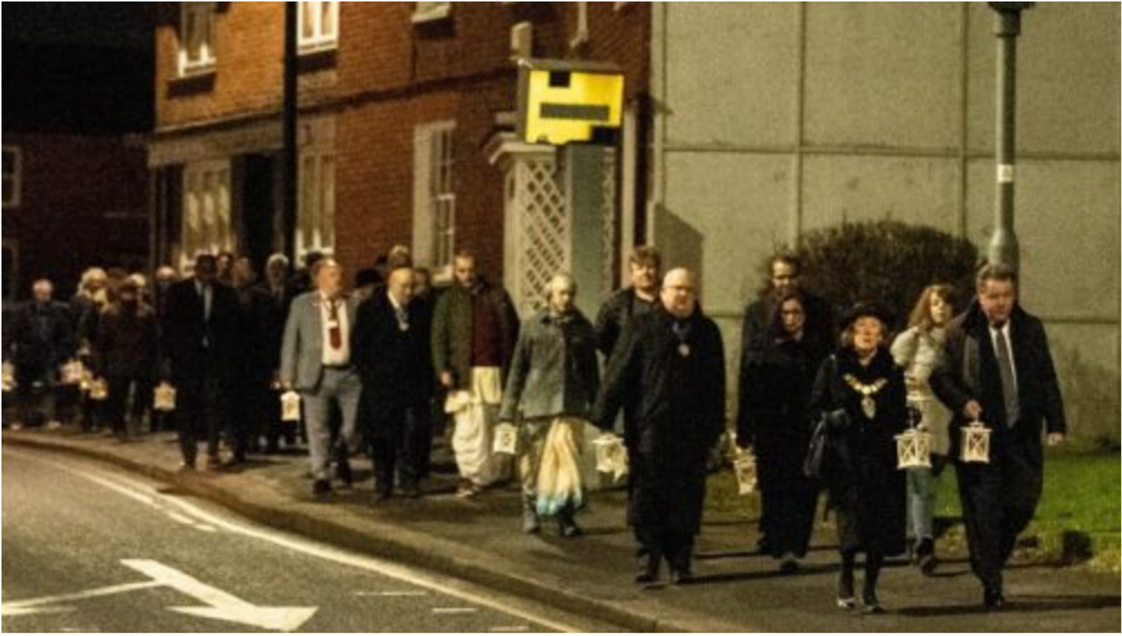 Holocaust-Gedenktag in England mit Vertretern des Bhaktivedanta Manor