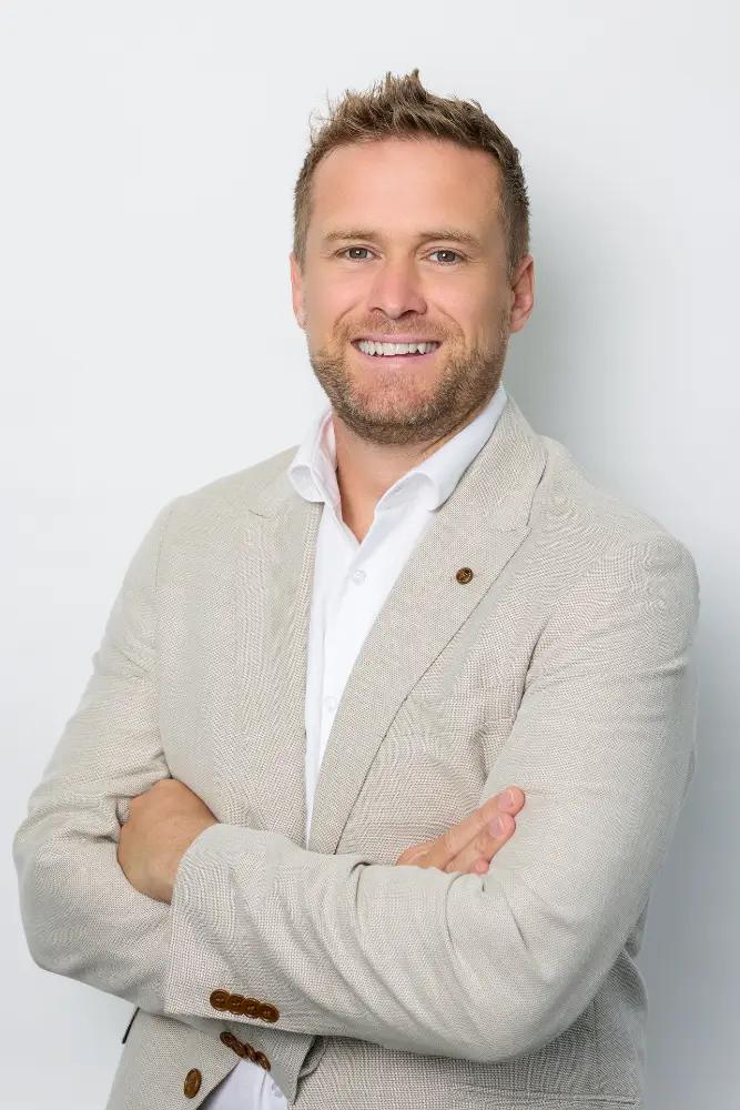 Real Estate Agent – Ben Macky