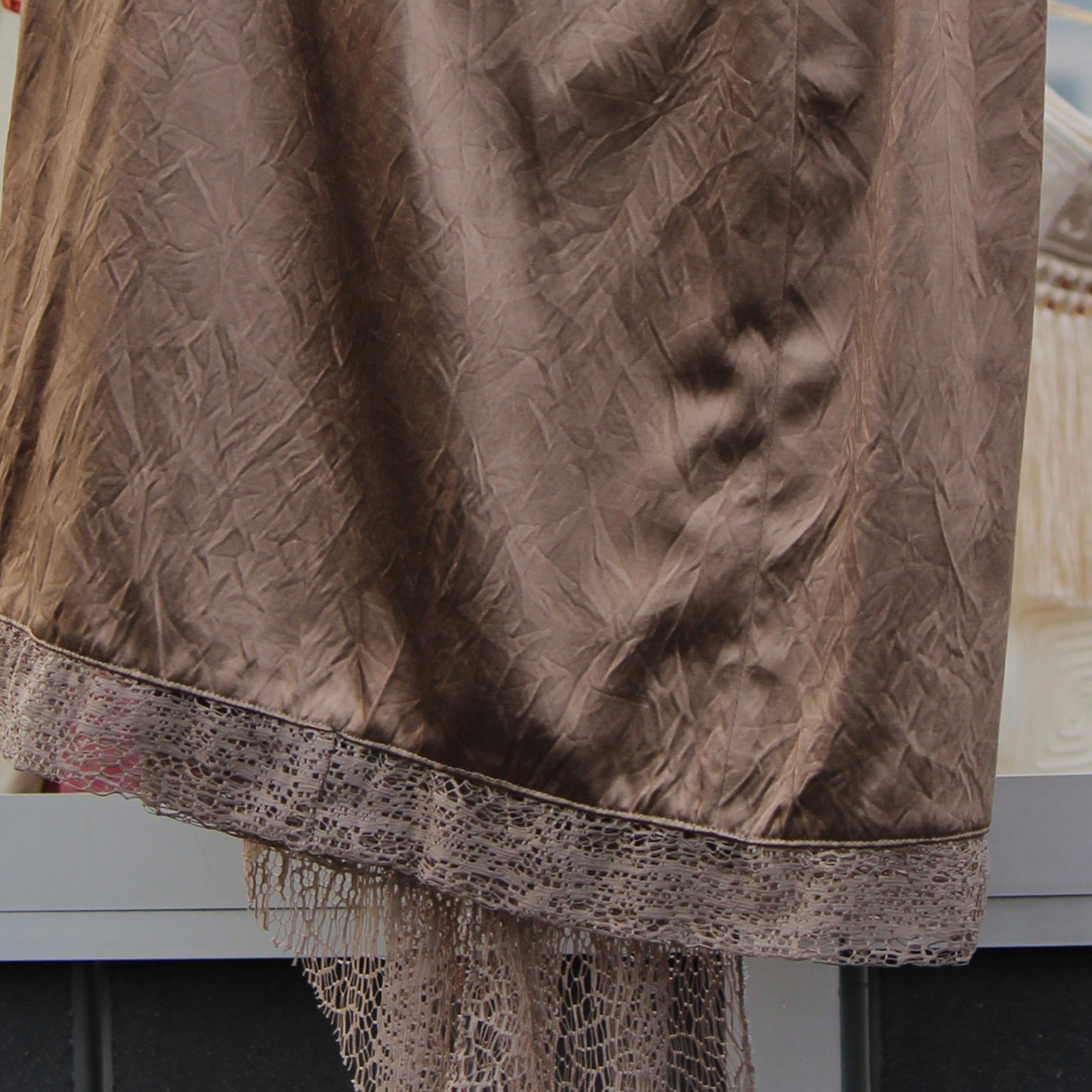 Detail — lining