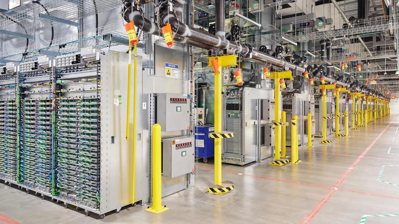 [Data] Global Data Center Market Revenue Tops $570 Billion in 2026