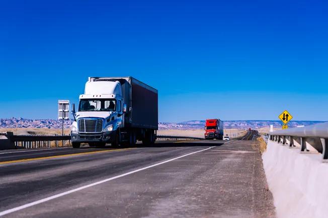 [Data] Truckload Spot Rates Climb as Gap With Contract Pricing Narrows