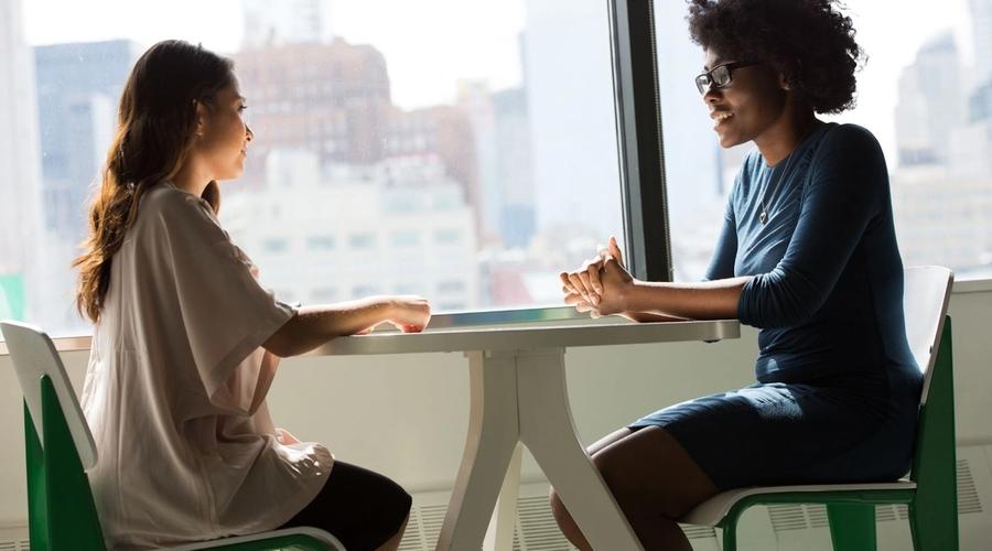 4 ways to rethink your approach to 1-on-1 meetings