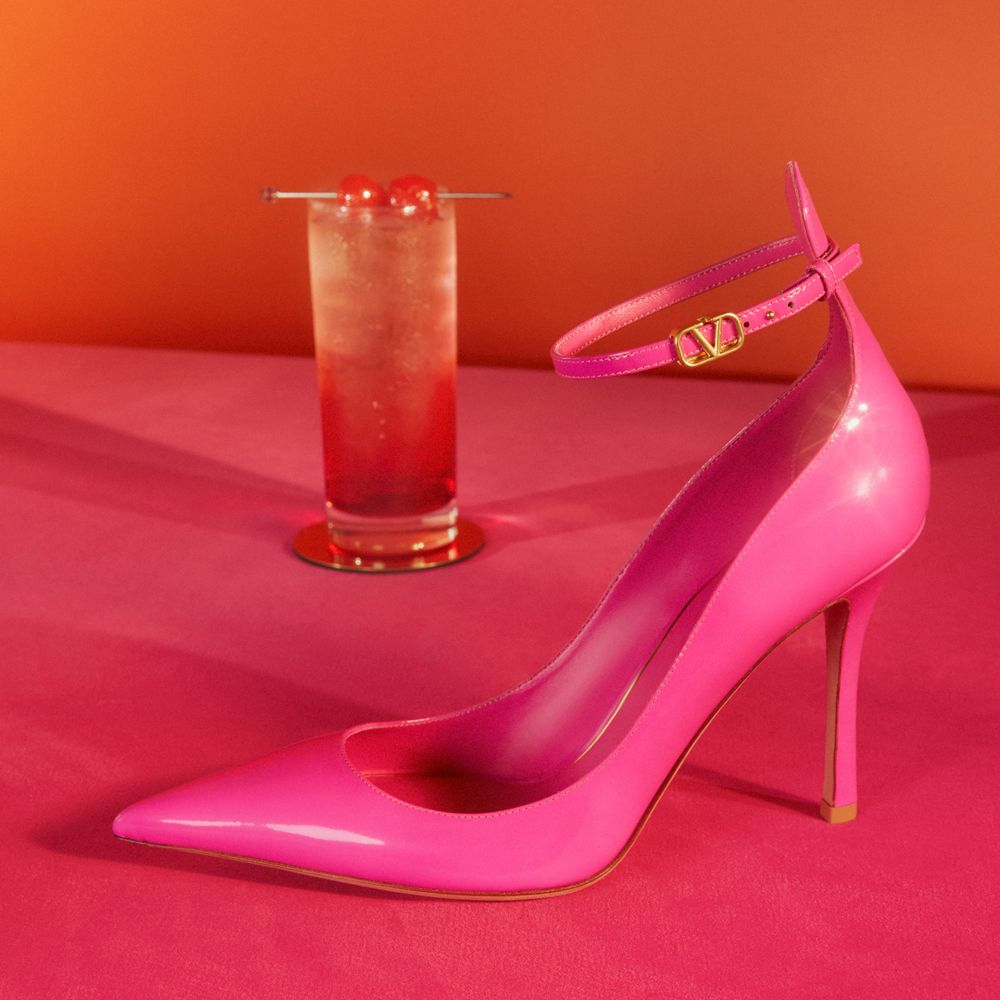 Pink shoes and cocktail. 