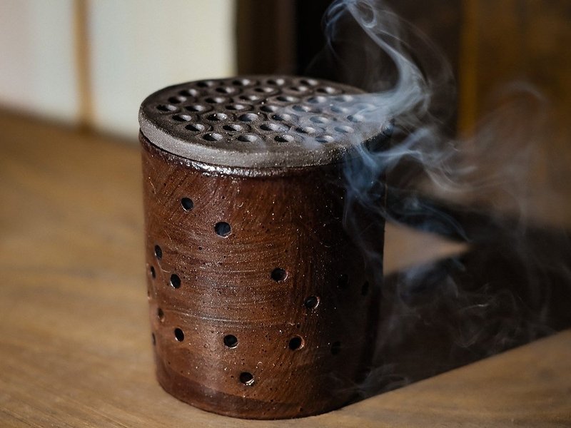 SMOKE BOX INCENSE HOLDER by HAND + FIRE
