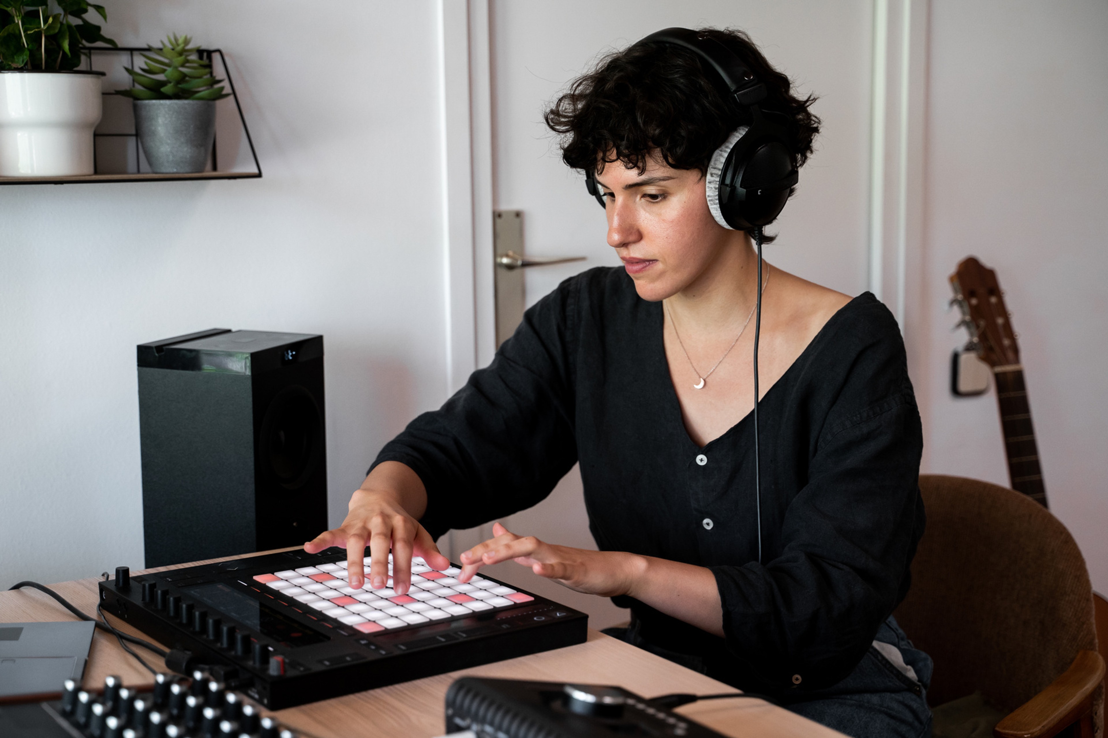 Kvinde elektronisk musik