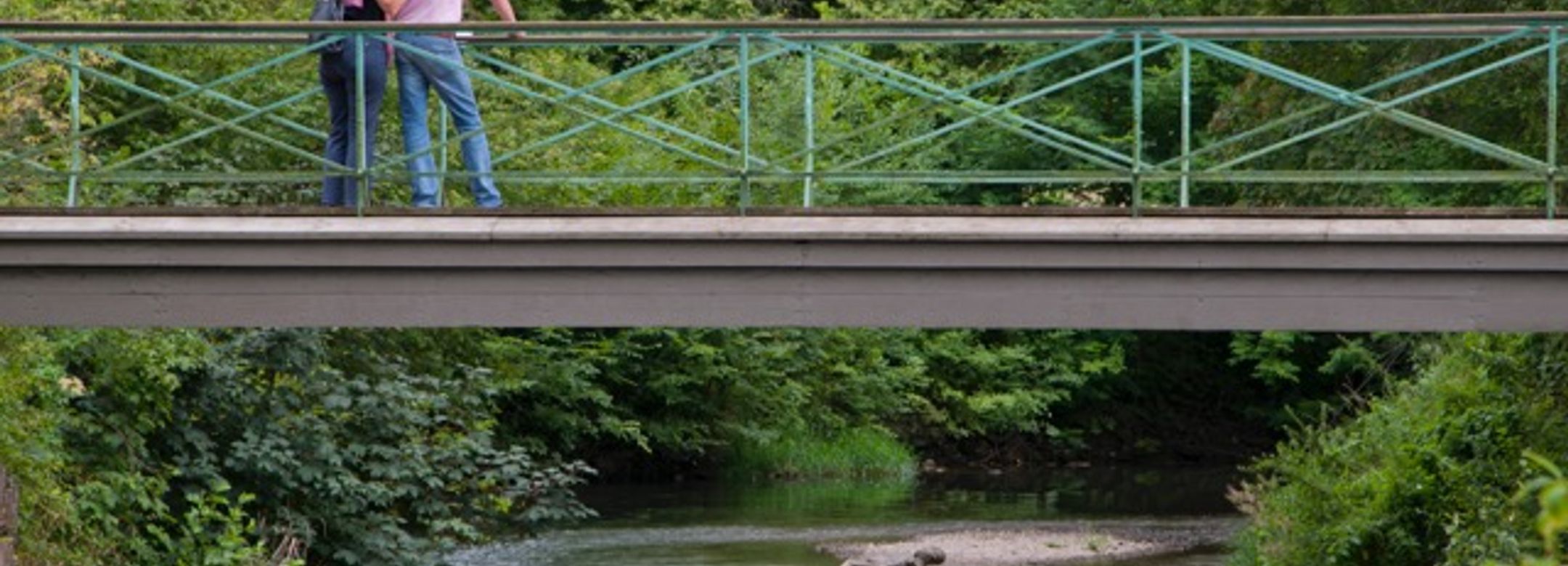 Maria Walcher, Trasite, Replicas of the Riace Bronzes (life-size), Parc on the Ilm, Kunstfest Weimar 2014. Foto: Iva Kirova