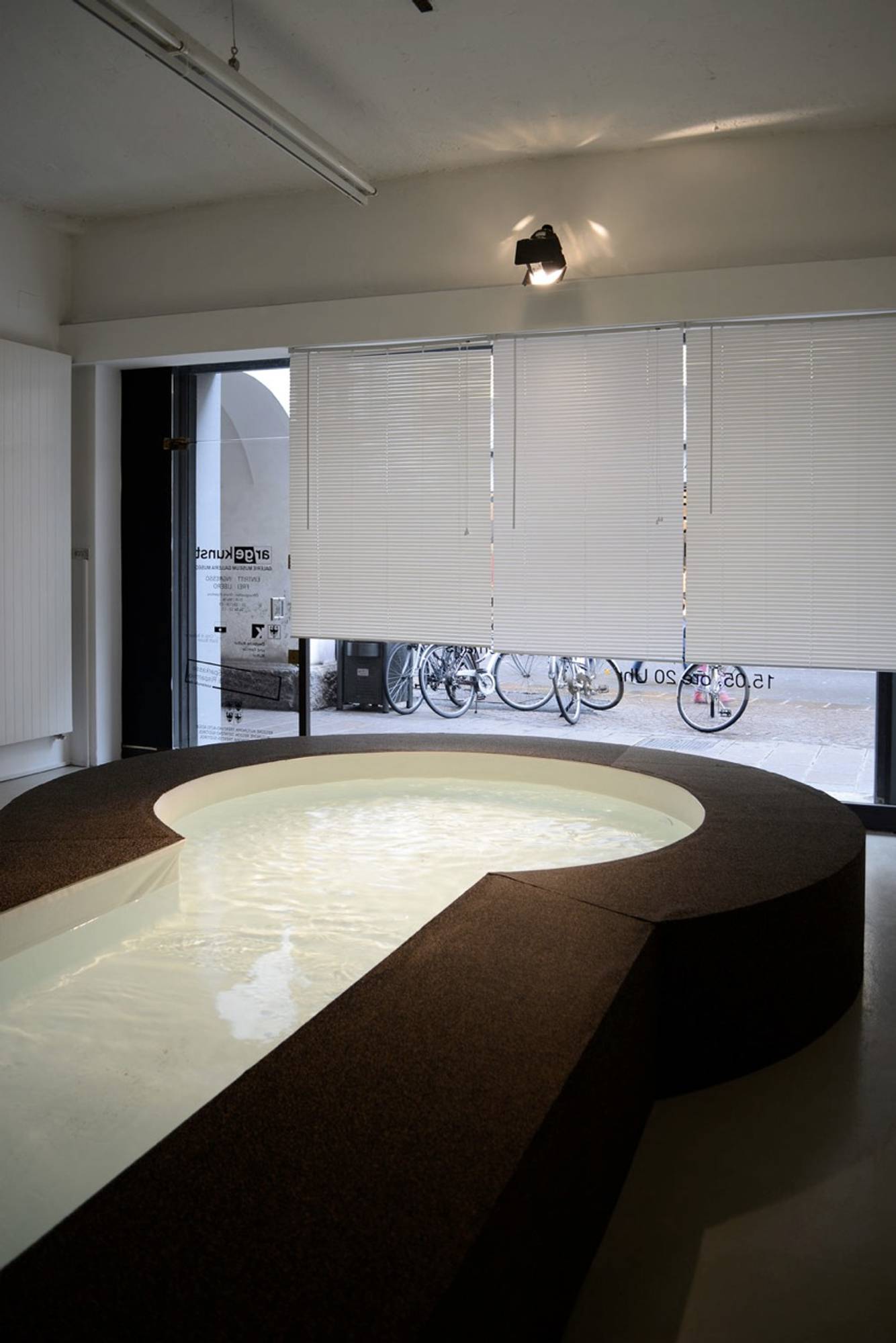 Bassin ouvert, Clémence Seilles, Installation view, photo by aneres