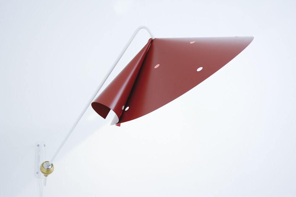 Janette Laverrière, Chapeau chinois, 2011. Courtesy of the artist and Silberkuppe Berlin, photo by aneres