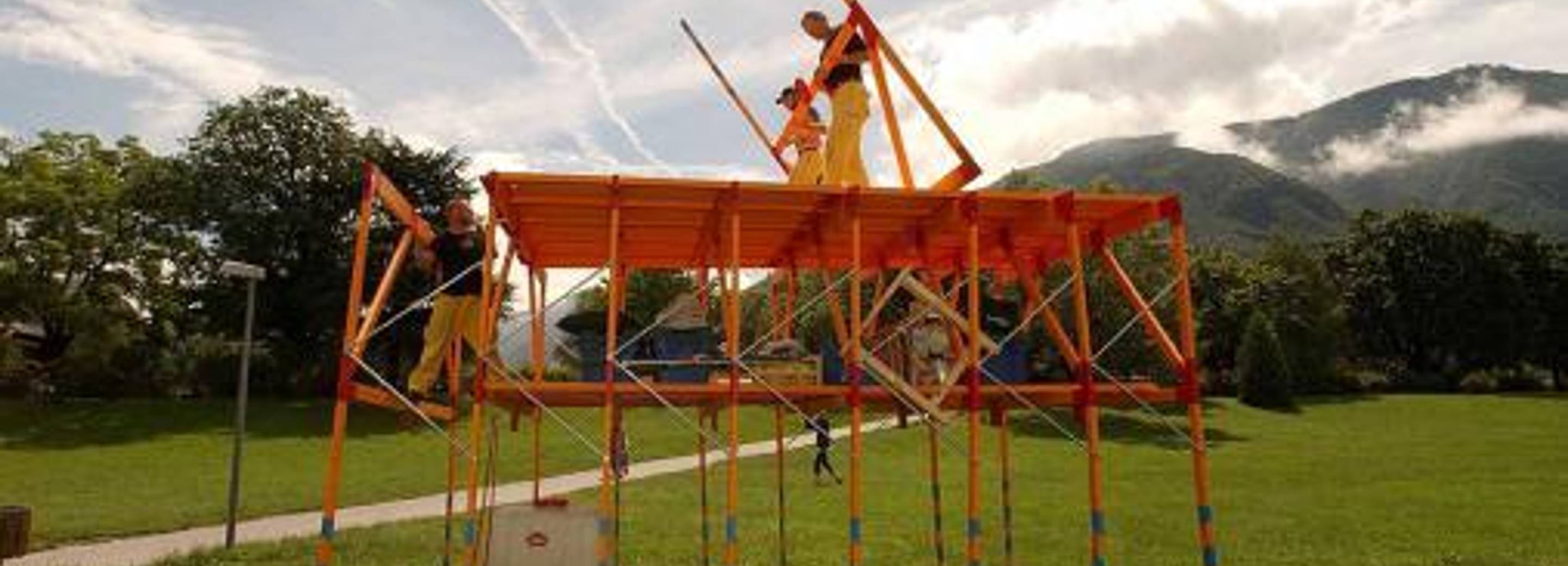 Exhibiton view, to actuality, Ward Shelley, 2002