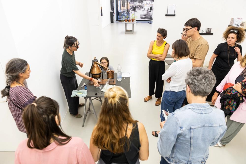 Savoir-Vivre workshop #10, curated by BAU, ©ar/ge kunst, photo Tiberio Sorvillo, 2022