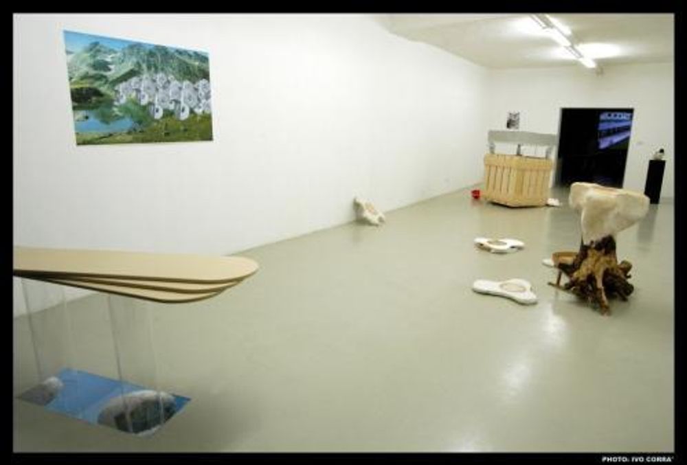 Exhibiton view, 2005