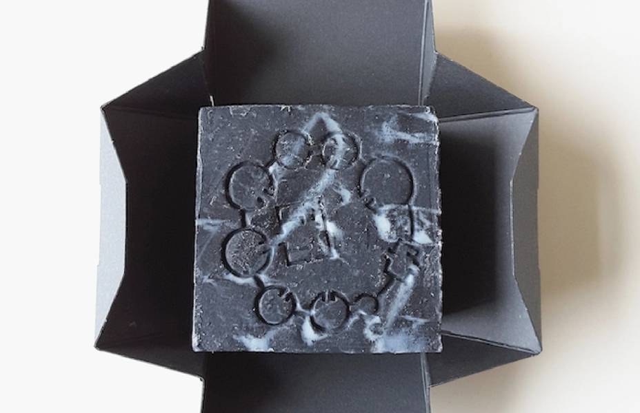Otobong Nkanga, O8 Black Stone, 2017
A handmade, cold process, natural soap made of butters and oils from across the Mediterranean Middle East, North and West Africa, fused together with water, lye and charcoal.
Made for Carved to Flow Foundation (2017) www.carvedtoflow.com