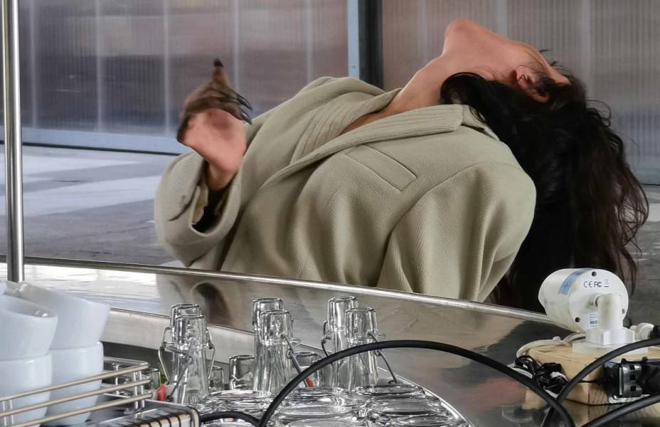 -lalia, 2021 Dorota Gawęda and Eglė Kulbokaitė Emmanuelle Bayart Photography, Swiss Performance Art Award 2021