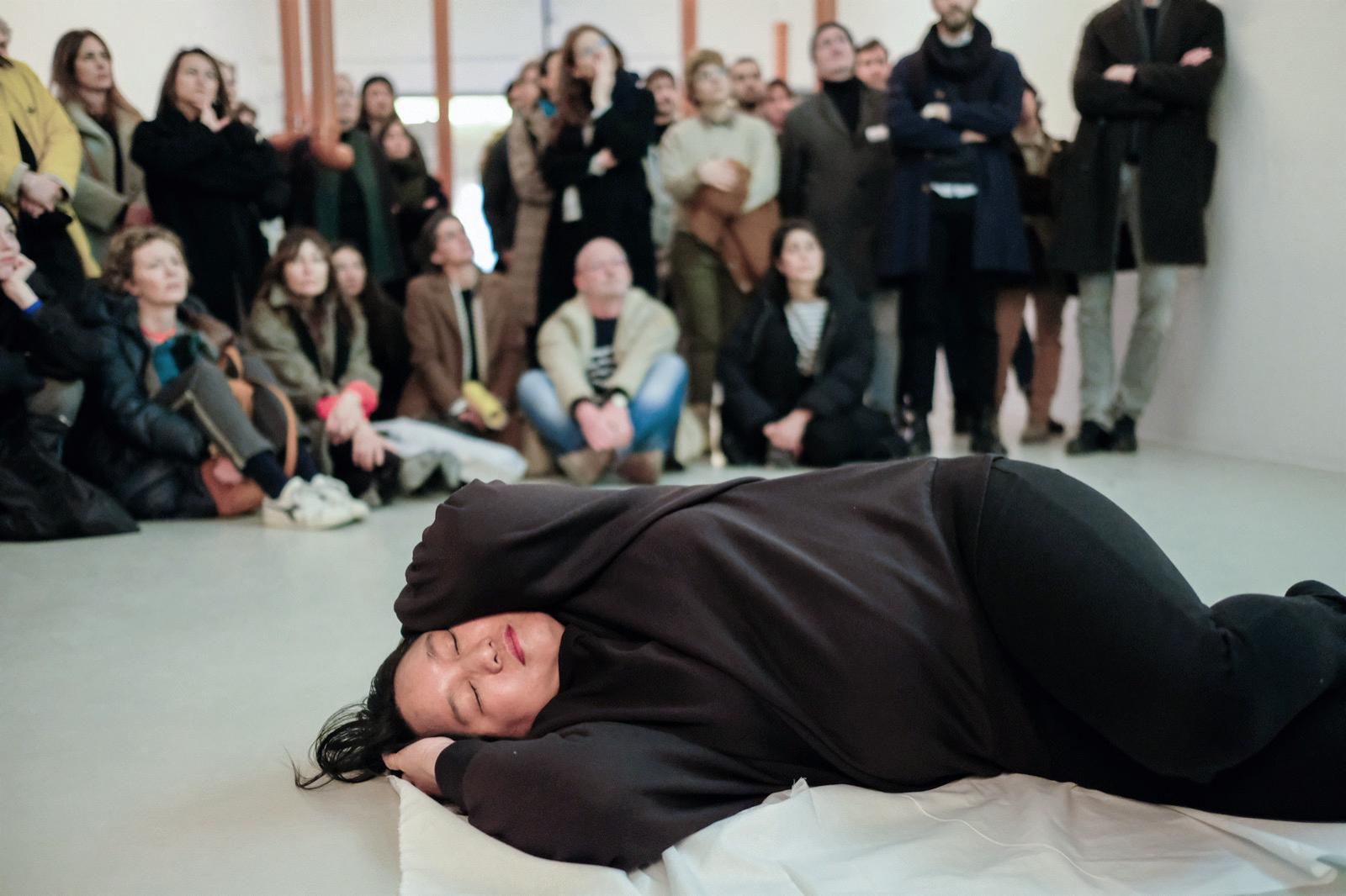 Documentation of performance: Nge Lay, 'Perles Éparses', 2023. Photo Iman Salem. 