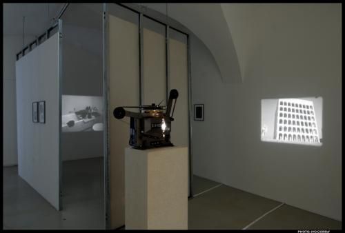 Exhibition view, Andreas Bunte, Die letzten Tage der Gegenwart, Courtesy Galerie Ben Kaufmann Photo: Ivo Corrà