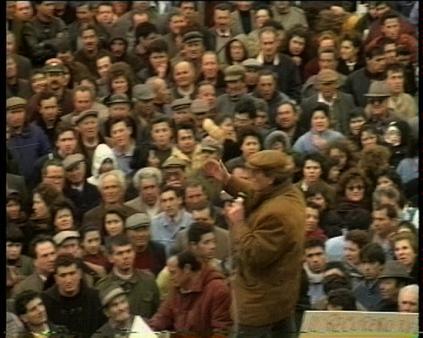 Alessandro Gagliardo, Dei poteri e delle povertà, fotogramma, 2011