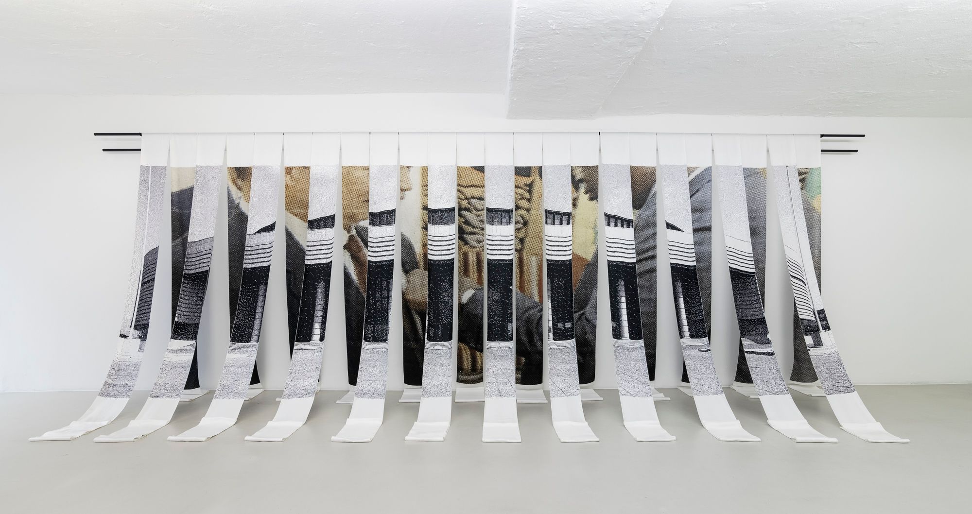 Adji Dieye, Cultura persa e imparata a memoria, exhibition view, ©ar/ge kunst, photo Tiberio Sorvillo, 2022