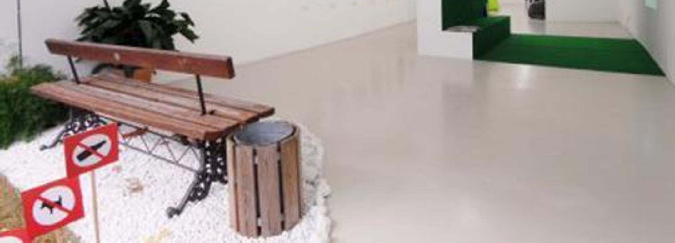 Exhibition view, StadtRäume-spazi urbani, 2007