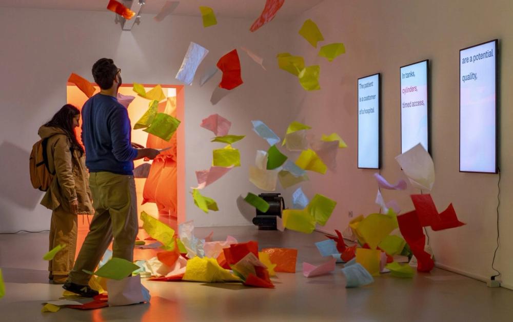 ANNA SCALFI EGHENTER. THE FLUO SWAN, 19.09.2024 – 29.11.2024, AR/GE Kunst, ph. Ela Bialkowska