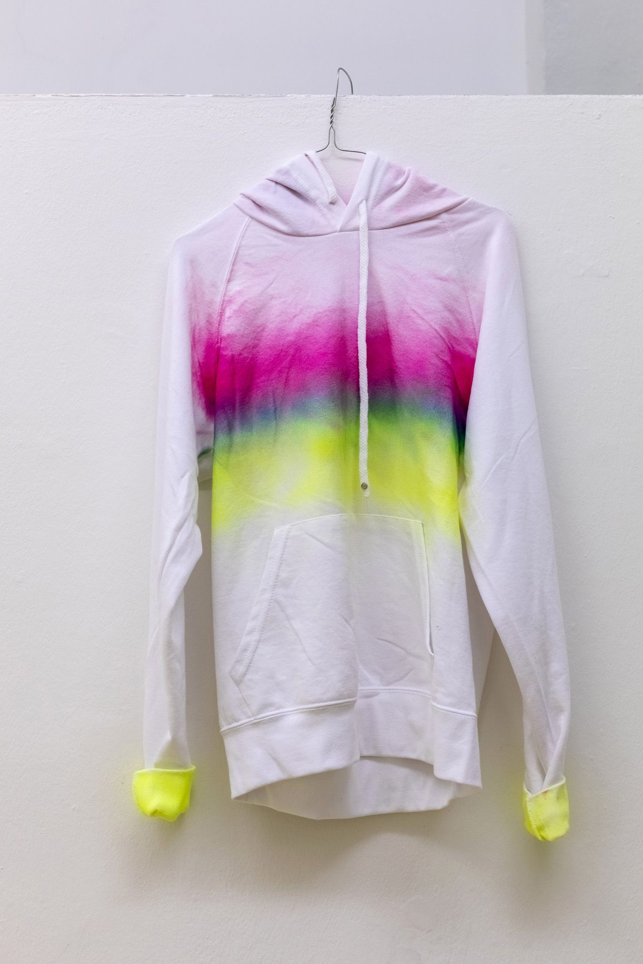 second phase, installation view of the exhibition “Temporary Lovers” by Parasite 2.0  © ar/ge kunst. Foto: Luca Guadagnini