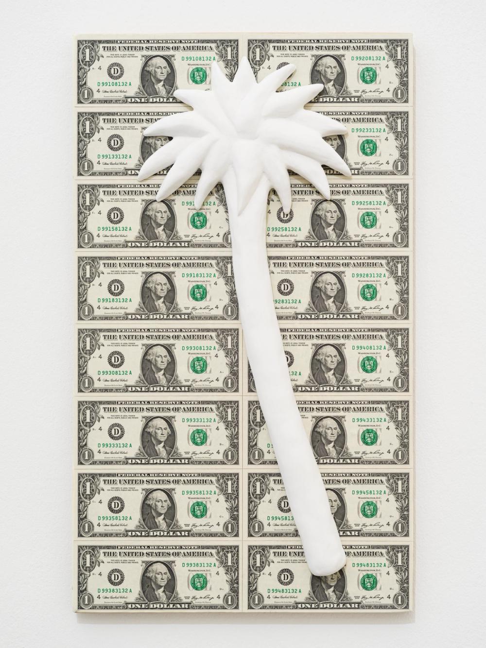 Jonathan Monk, In Venice Money Grows on Trees (If in Doubt, Add a Salvo), 2025. Foto Tiberio Sorvillo.