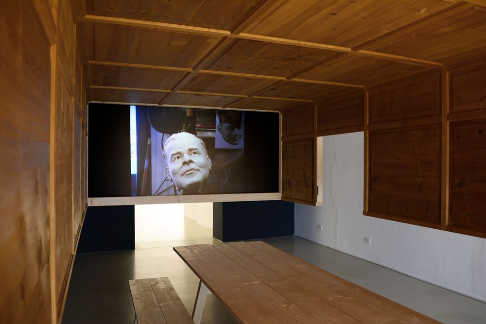 Gareth Kennedy, Die Unbequeme Wissenschaft (The Uncomfortable Science)Installation design by Harry Thaler, Produced by Kofler and Deplau, San Felice / Val di Non© ar/ge kunst, Aneres 2014