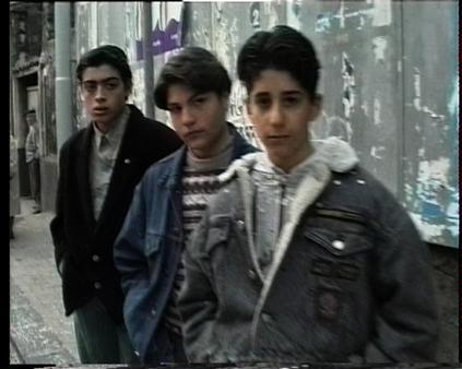 Alessandro Gagliardo, Dei poteri e delle povertà, fotogramma, 2011