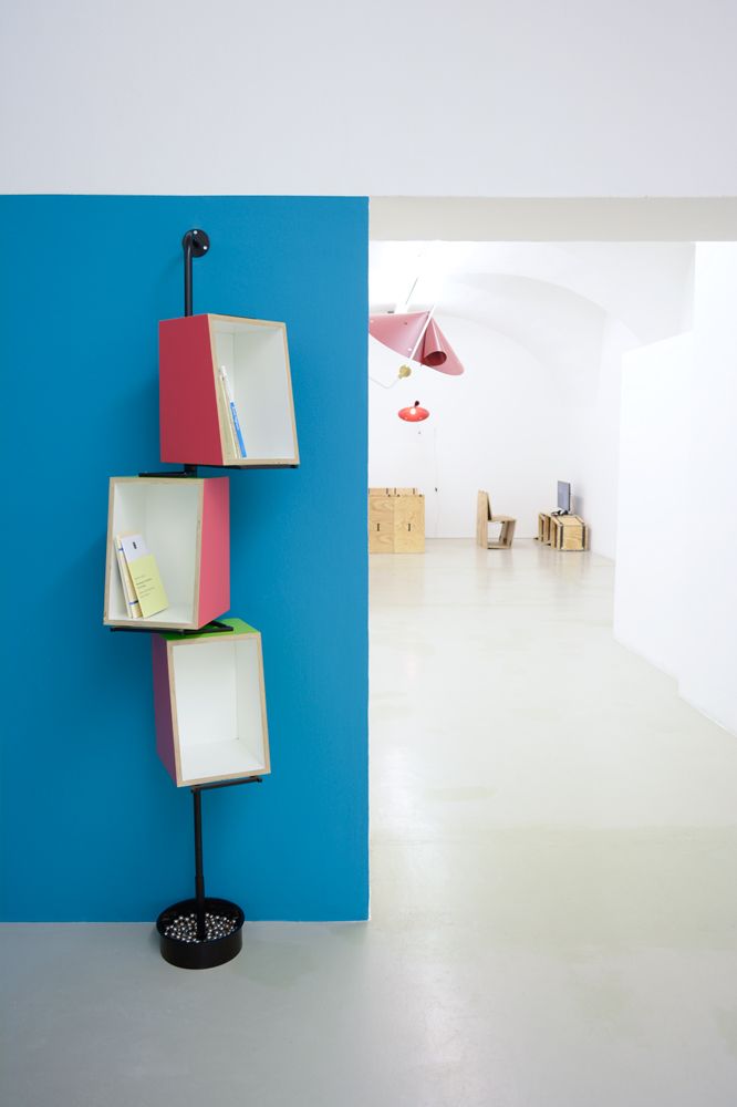 Janette Laverrière, Bibliotheque vertical, 2008. Courtesy of the artist and Silberkuppe Berlin, photo by aneres