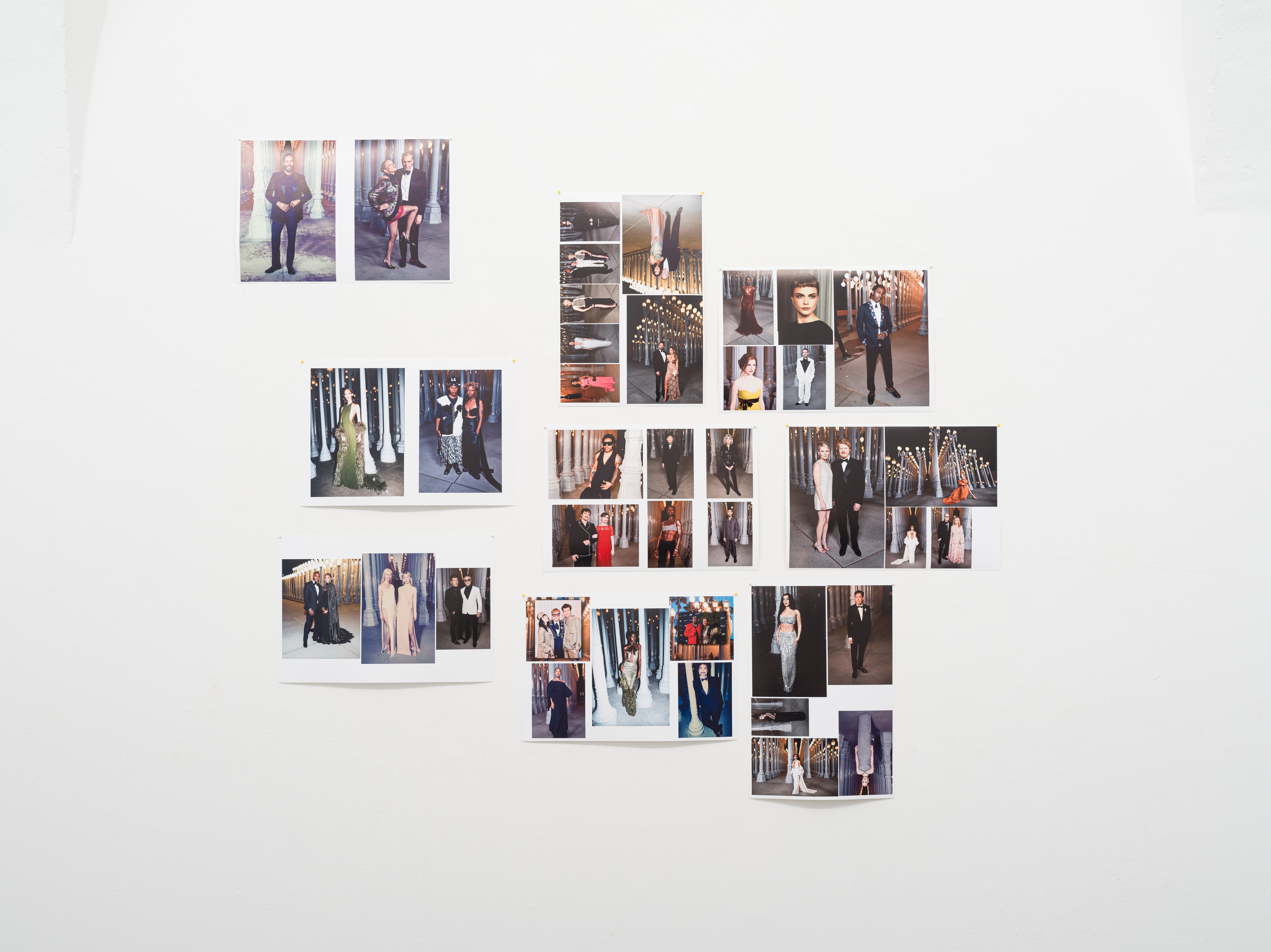 Jonathan Monk, Pictures of Chris Burden’s “Urban Light”, 2025. Stampe inkjet su carta. Foto Tiberio Sorvillo.