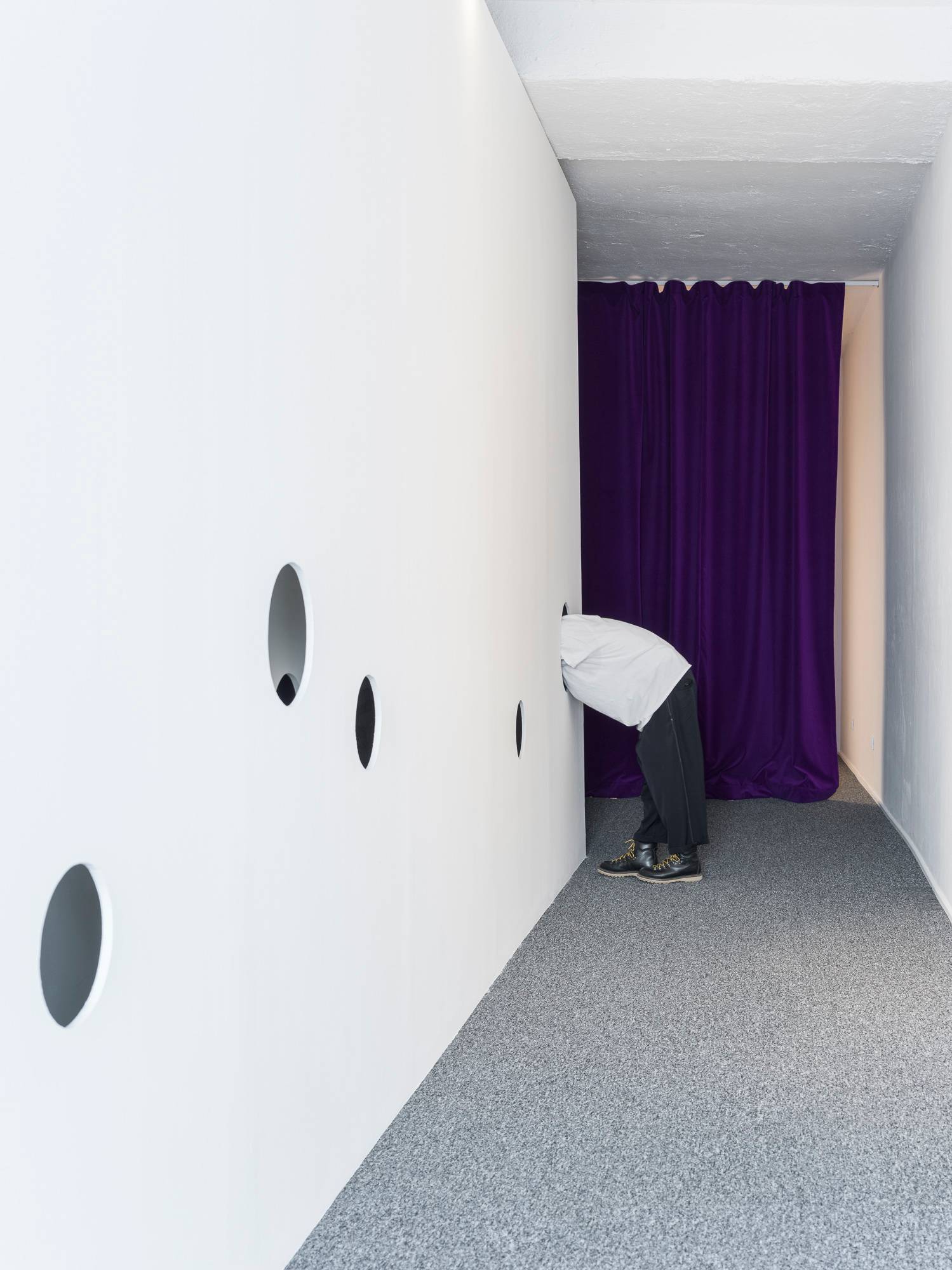 Ar/Ge Kunst installation shots, 'Memory Is an Animal, It Barks with Many Mouths' © Tiberio Sorvillo.