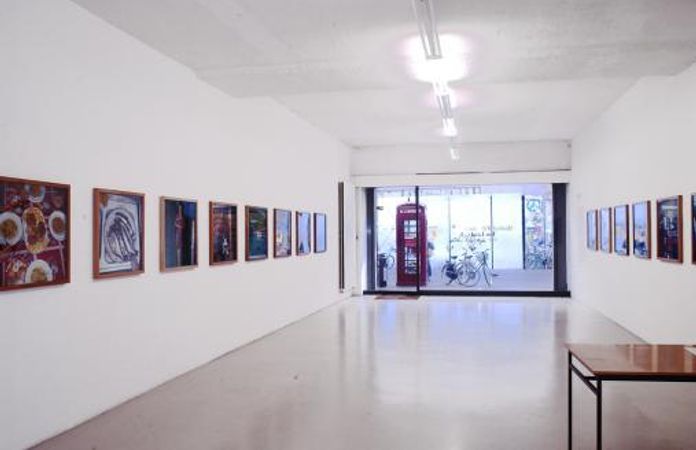 Exhibiton view, Das Land, 2002